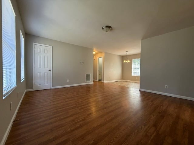 1436 Elizabeth Ave - Photo 7 of 12