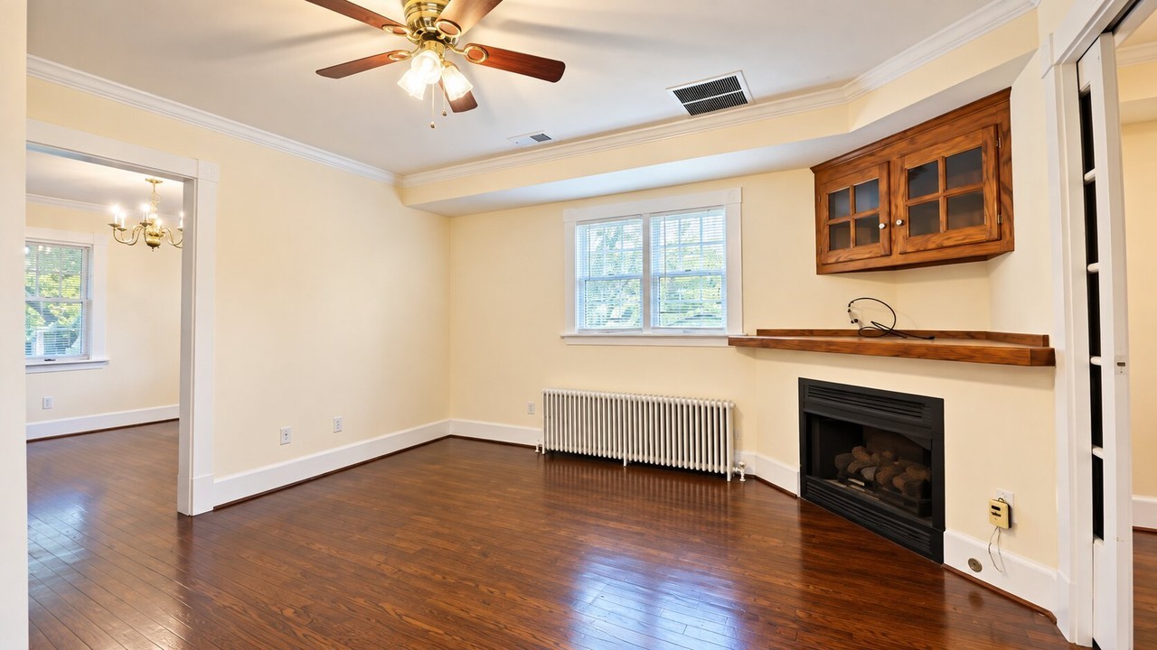 3137 Flintlock Rd - Photo 7 of 47