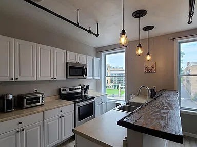138 Washington Ave - Photo 2 of 10