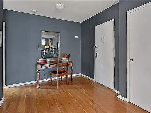 3475 Greystone Ave #6A - Photo 2 of 9