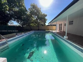 featured image of 7025 Southwest 16th Court