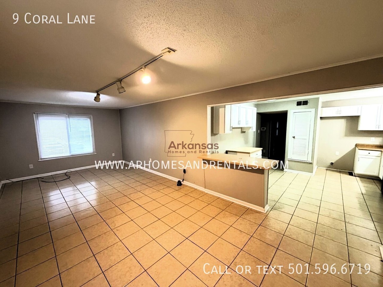 9 Coral Ln - Photo 4 of 18