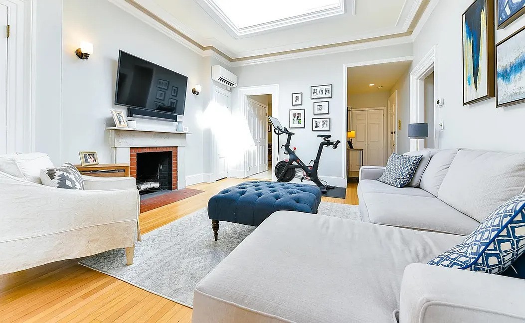 46 Commonwealth Ave #10 - Photo 5 of 8