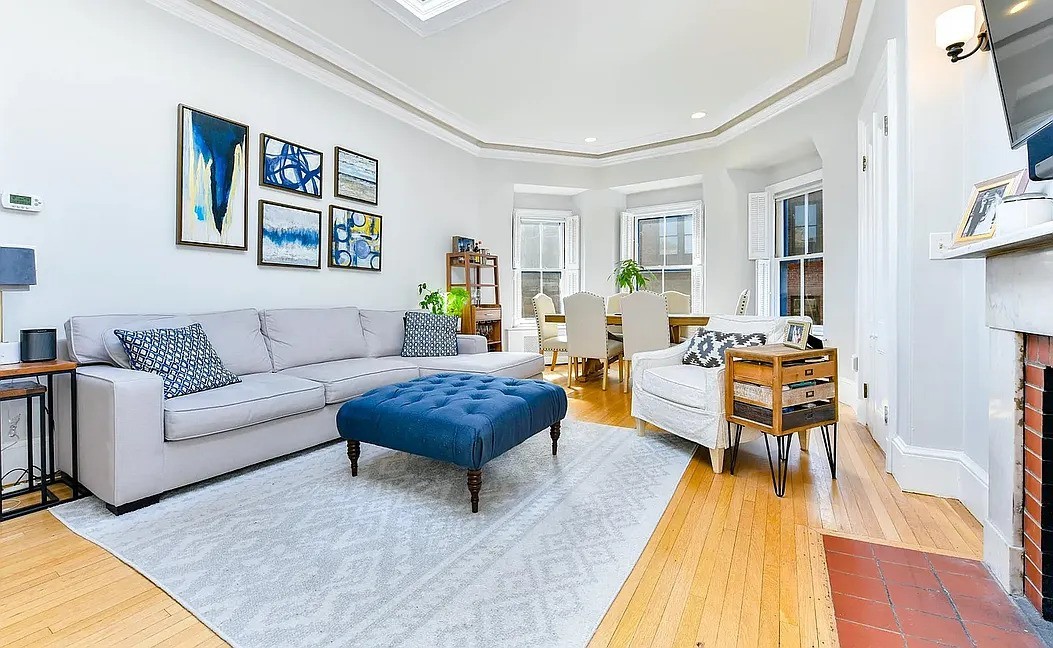 46 Commonwealth Ave #10 - Photo 7 of 8