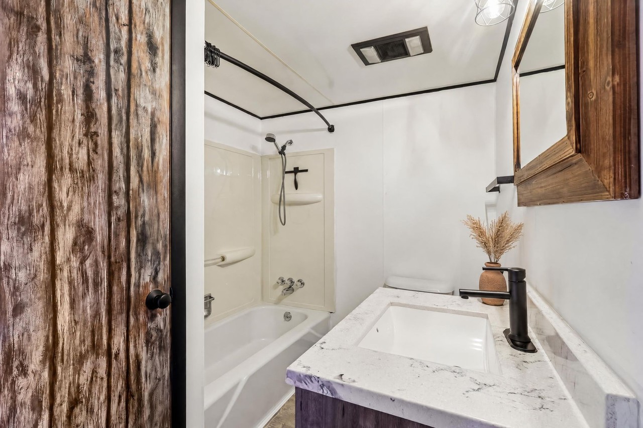 481 Allison Ave #NA - Photo 5 of 7
