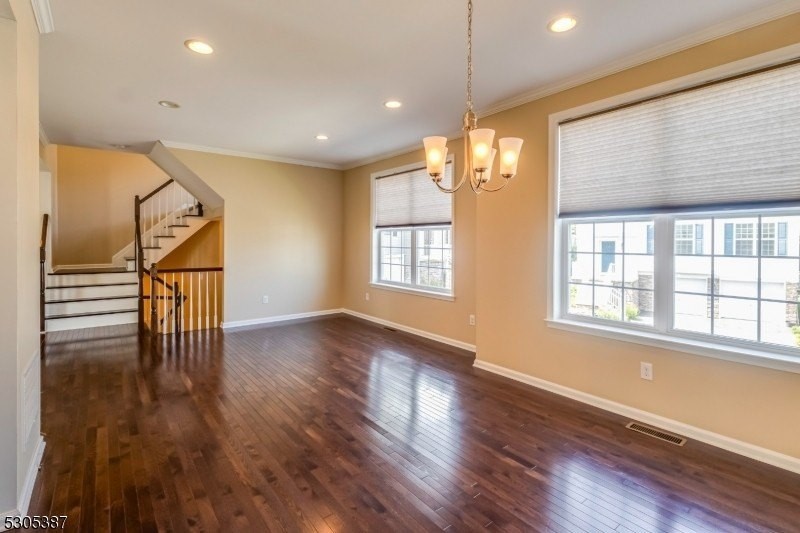 107 Sowers Dr - Photo 2 of 20