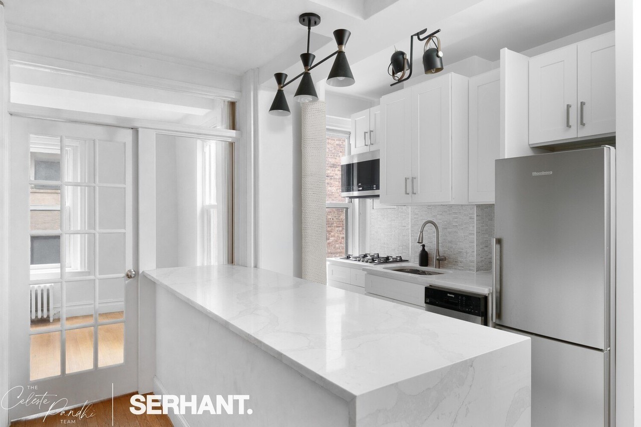 200 W 108th St - Photo 6 of 10