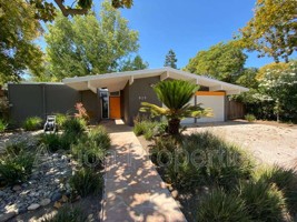 featured image of 979 Moreno Ave
