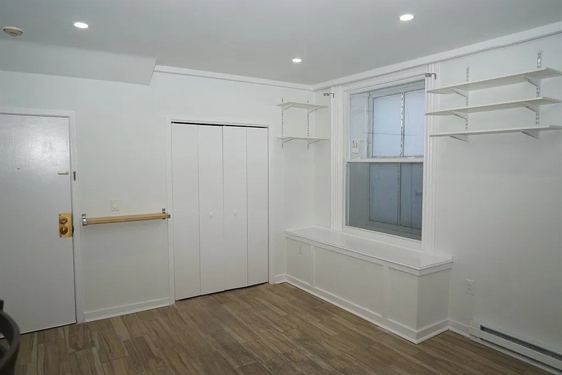 701 Massachusetts Ave #11 - Photo 4 of 11