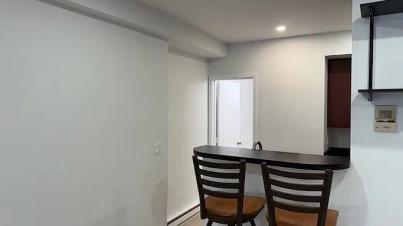 701 Massachusetts Ave #11 - Photo 6 of 11