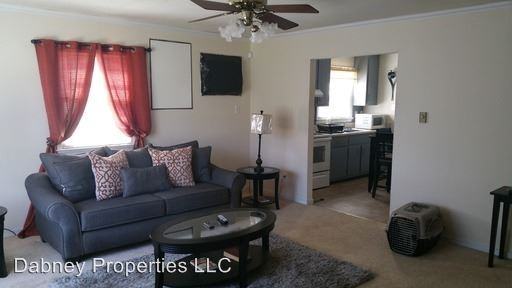 622 S Holly Ave - Photo 3 of 5