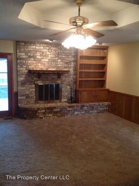 7312 NW 115th St - Photo 2 of 2