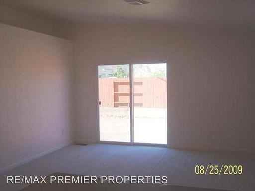 17735 Boxelder Ct - Photo 2 of 6