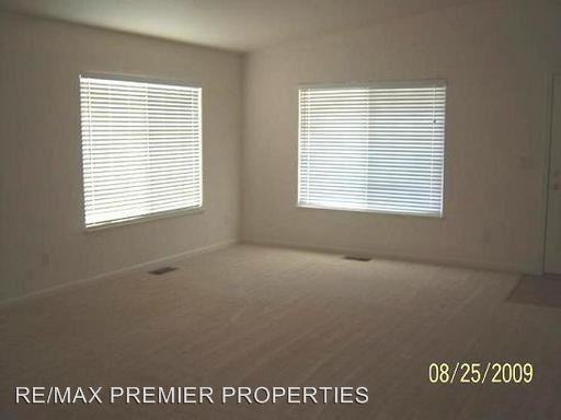 17735 Boxelder Ct - Photo 3 of 6