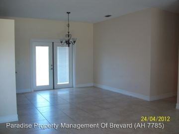 2036 Blue Heron Dr - Photo 2 of 13