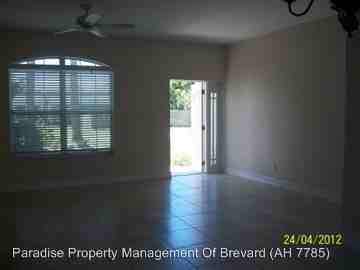 2036 Blue Heron Dr - Photo 3 of 13