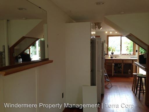 520 S 3rd St - Photo 3 of 8