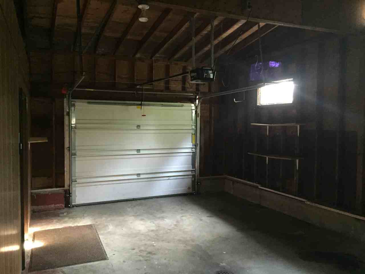 6880 Fillmore St - Photo 3 of 18