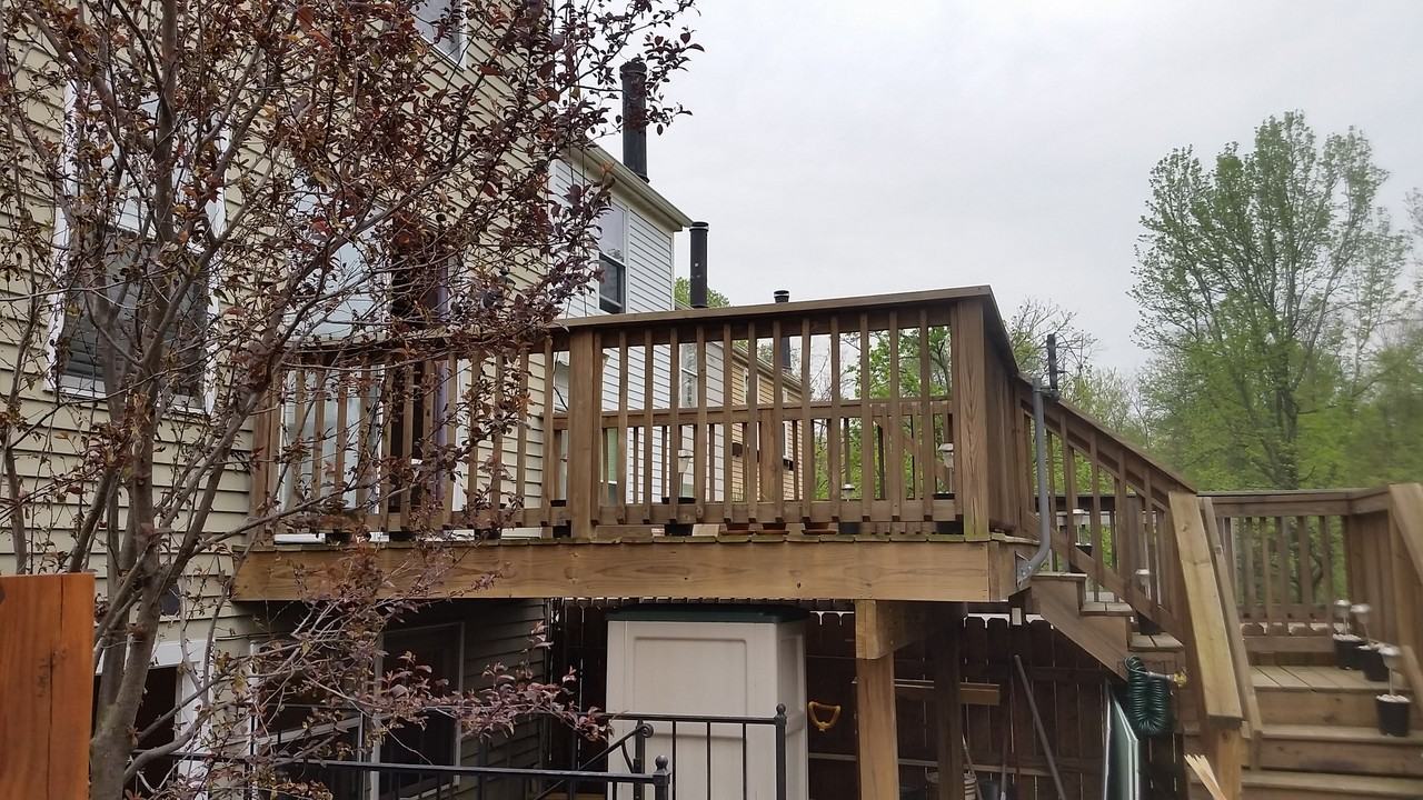 9554 Glen Oaks Ln - Photo 2 of 10