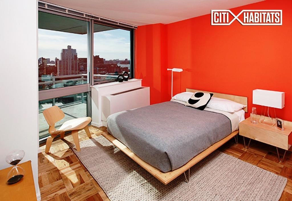 W 37th St #2103 - Photo 3 of 15