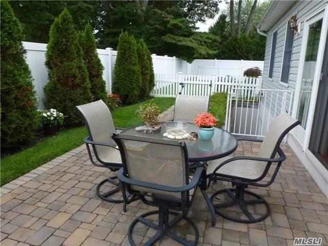 16 Nadine Ln - Photo 2 of 11