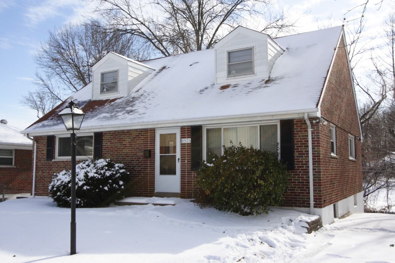 8926 Marcella Ave - Photo 2 of 17