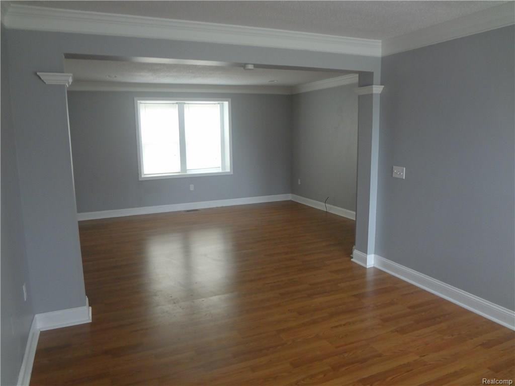 6512 Perryville Rd - Photo 3 of 10