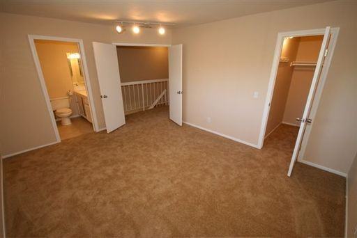 1092 Palmetto Way - Photo 2 of 5