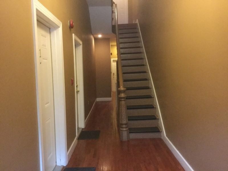 904 St Paul St - Photo 3 of 12