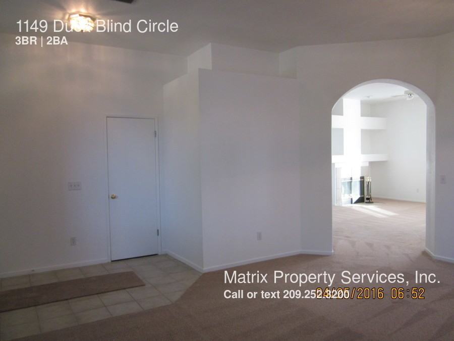 1146 Duck Blind Cir - Photo 3 of 18