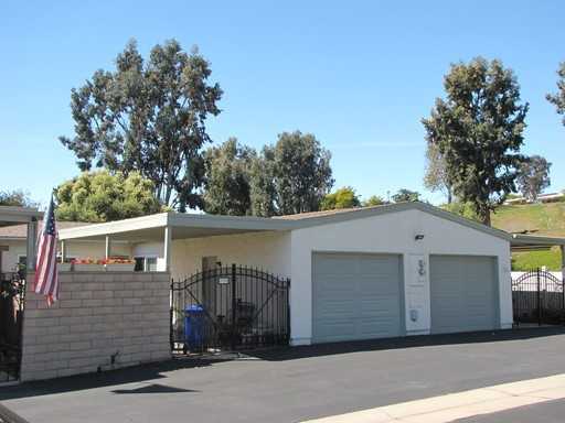 3738 Hickory Rd - Photo 2 of 5