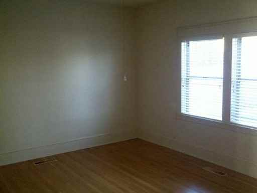 22651 Williams Ave - Photo 3 of 10