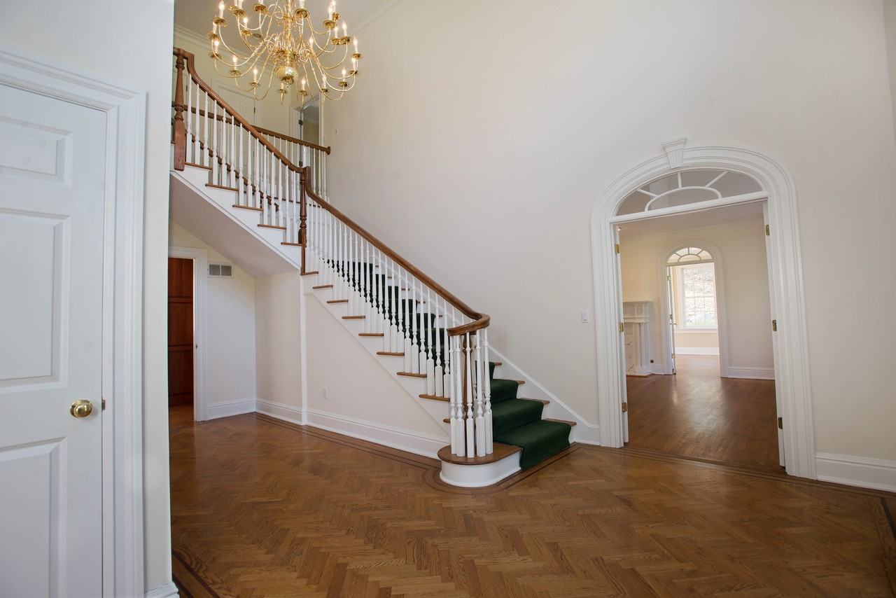 134 Valley Rd - Photo 3 of 22