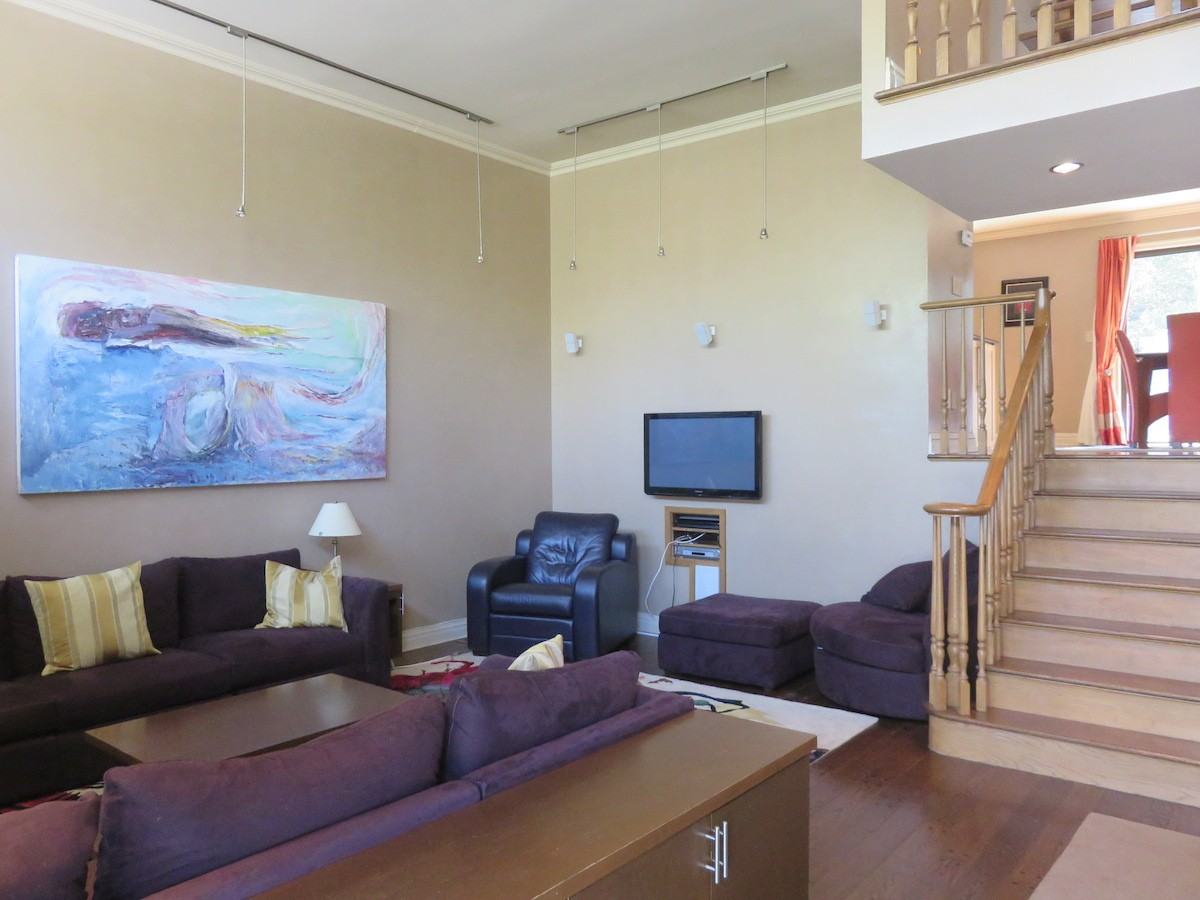 17 The Hamlet - Photo 2 of 11