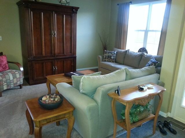 988 Singing Hills Dr - Photo 3 of 16