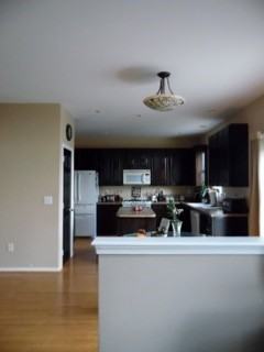 741 Fox Ln - Photo 2 of 9