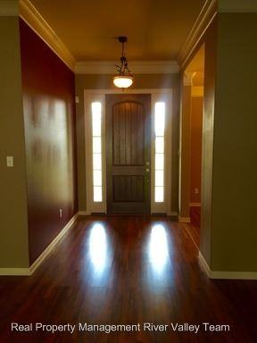 4549 Palestine Rd - Photo 3 of 20