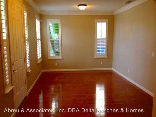 2806 Pasatiempo Dr - Photo 2 of 12