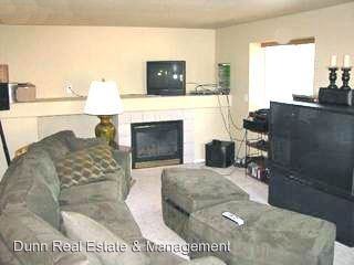 714 Hillrose Ct - Photo 3 of 15