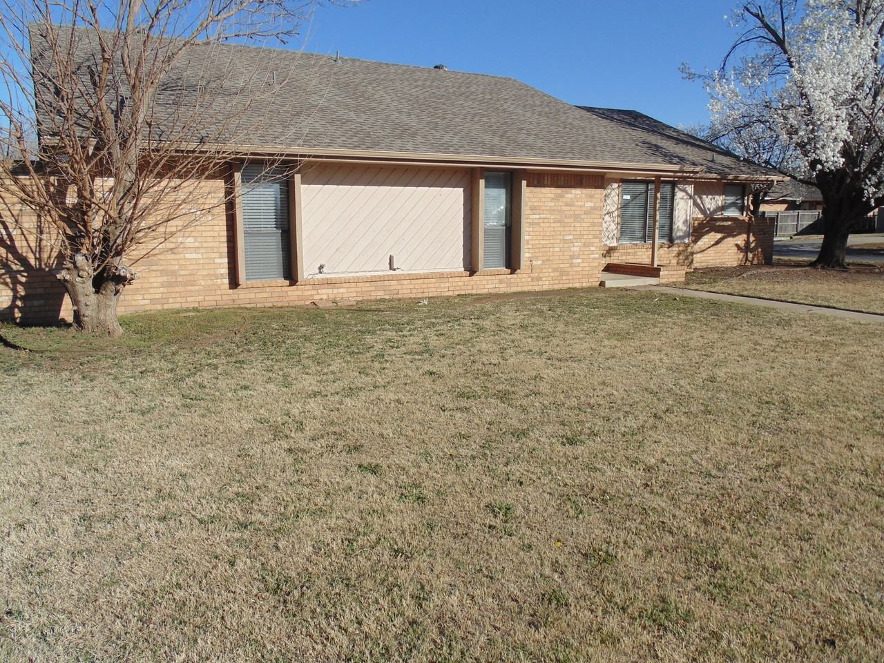 11600 Rocky Way - Photo 2 of 28