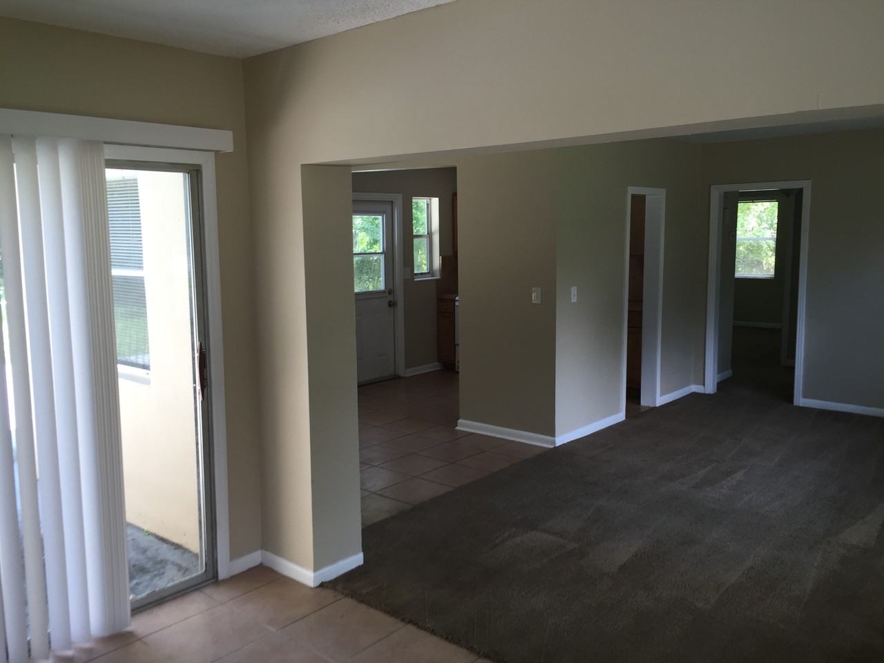 549 Nightingale Rd - Photo 3 of 6