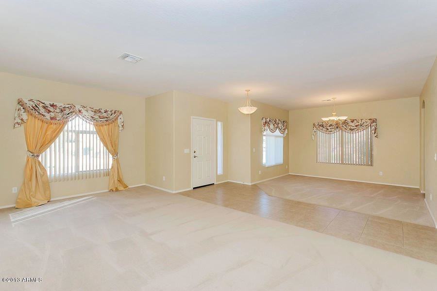 3003 E Powell Way - Photo 3 of 31