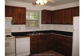 18452 Ferguson Ln - Photo 3 of 4