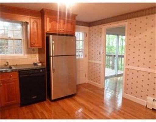 134 Dawson Dr #1 - Photo 3 of 6