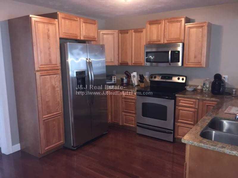 11 Renfrew St - Photo 2 of 10