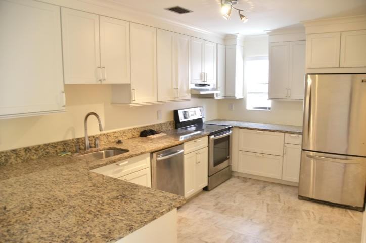 3355 Jaywood Terrace 2140 - Photo 3 of 5