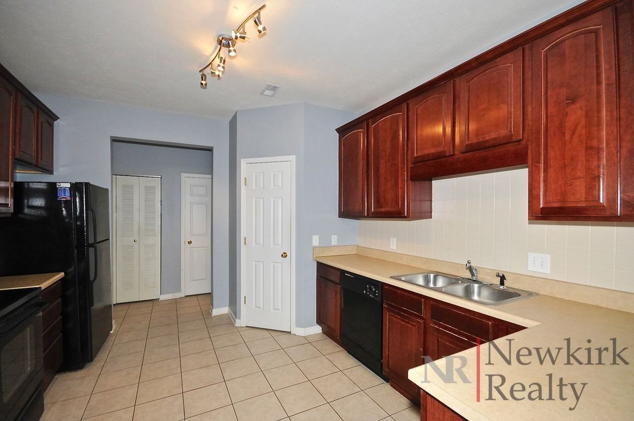 2354 Colfax Lane - Photo 3 of 23