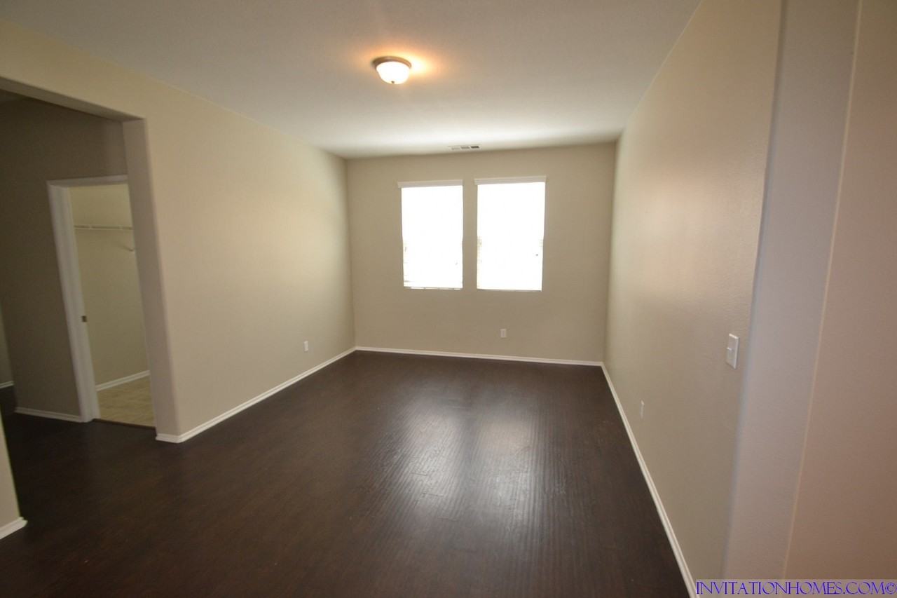 11133 Picard Pl - Photo 3 of 17