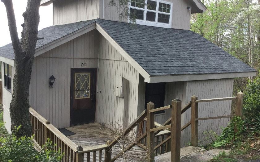 225 Shawnee Trail - Photo 2 of 14