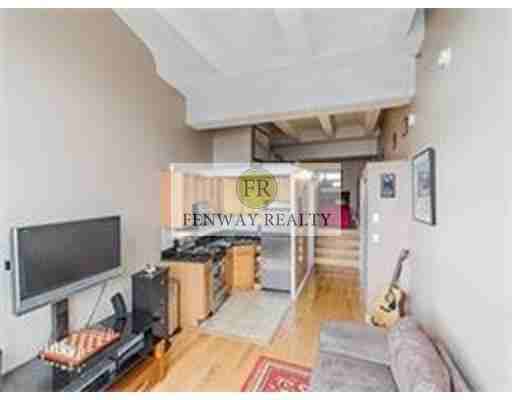 12 Stoneholm Street #400